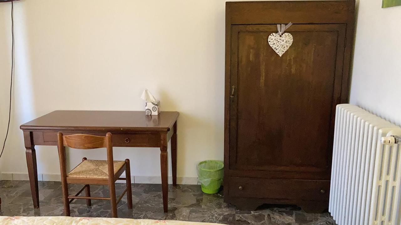 Castello delle Forme B&B Casa Losea מראה חיצוני תמונה