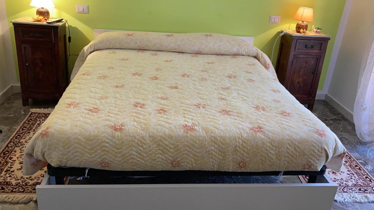 Castello delle Forme B&B Casa Losea מראה חיצוני תמונה