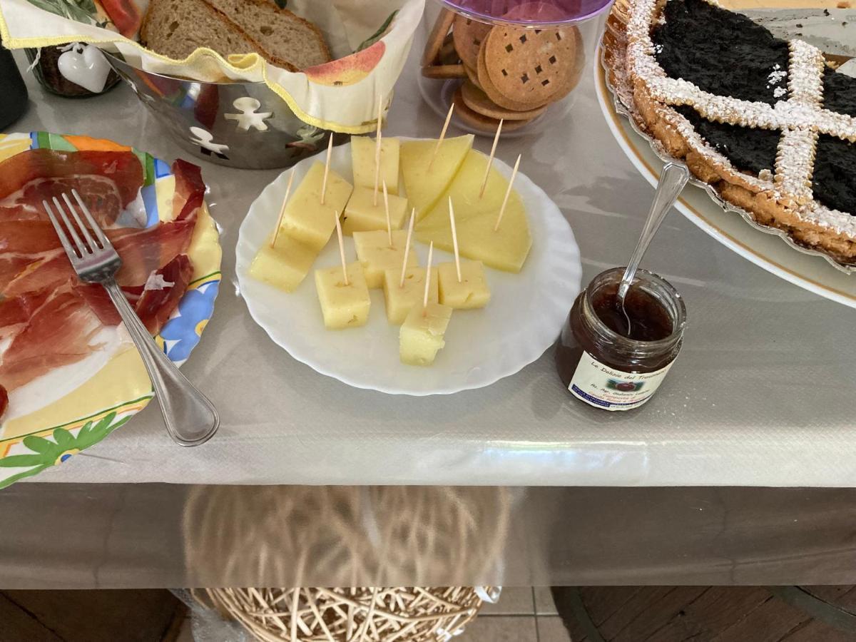 Castello delle Forme B&B Casa Losea מראה חיצוני תמונה