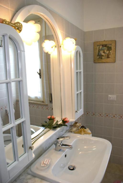 Castello delle Forme B&B Casa Losea מראה חיצוני תמונה